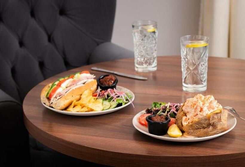 Hotel The Royal & Fortescue