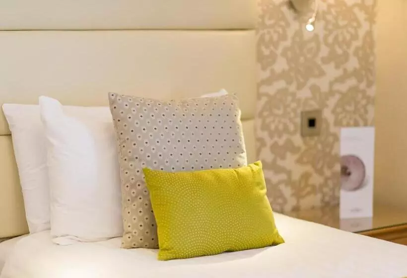 酒店 The Royal & Fortescue