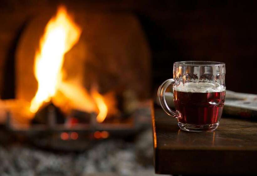 ホテル The Royal Oak, Yattendon