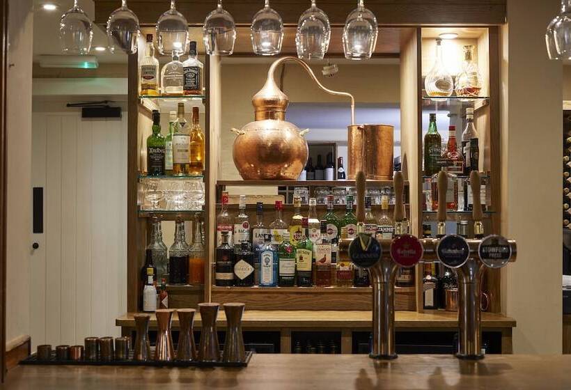 ホテル The Royal Oak, Yattendon