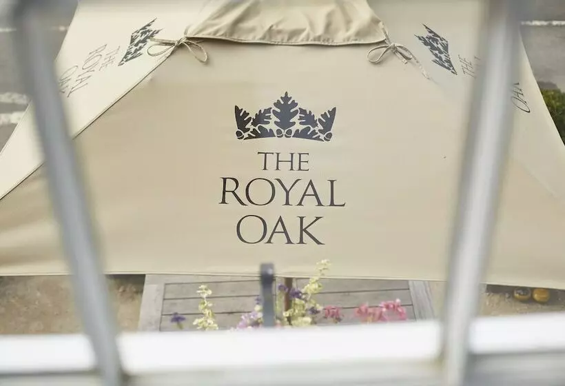 בית מלון כפרי The Royal Oak, Yattendon