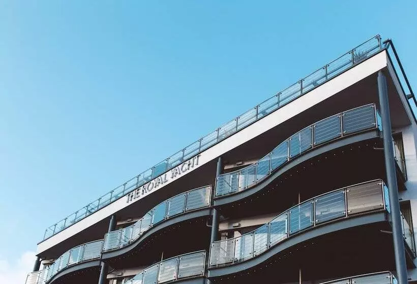 Отель The Royal Yacht