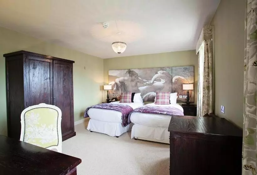 酒店 The White Swan