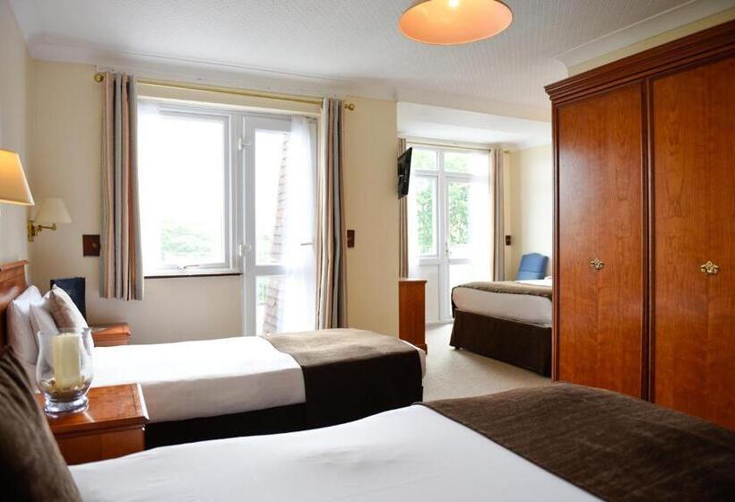 The Riviera Hotel & Apartments   Alum Chine