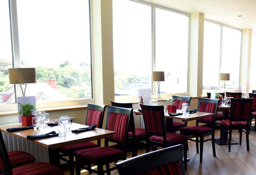 The Riviera Hotel & Apartments   Alum Chine