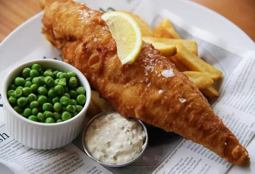 The Riviera Hotel & Apartments   Alum Chine