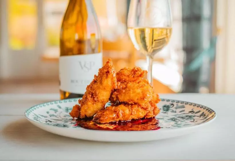 Goéliche Hotel Et Appartement