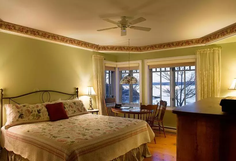 Goéliche Hotel Et Appartement