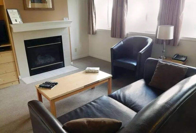 호텔 Banff Boundary Lodge