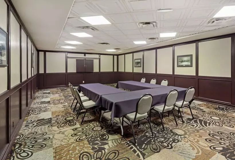 호텔 Best Western High Road Inn