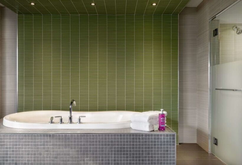 Coast Prince George Hotel By Apa