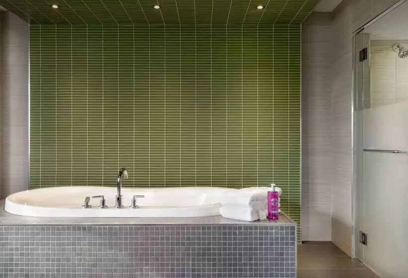 Coast Prince George Hotel By Apa