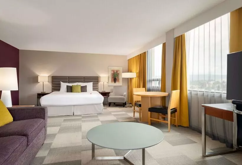 Coast Prince George Hotel By Apa