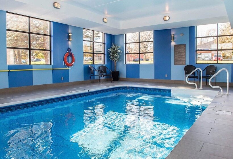 Отель Comfort Inn