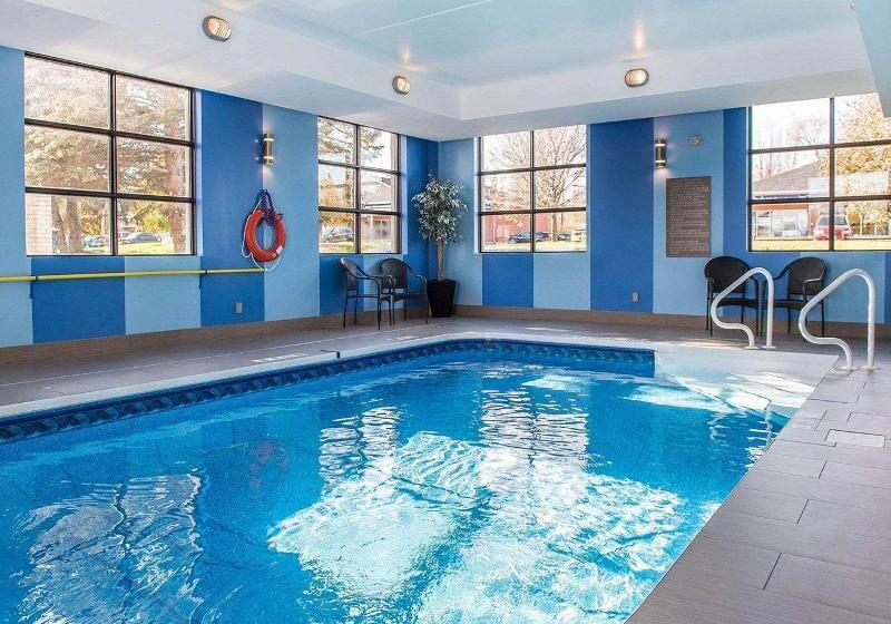 Отель Comfort Inn