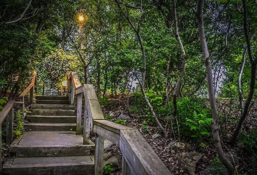 호텔 Elm Hurst Inn & Spa