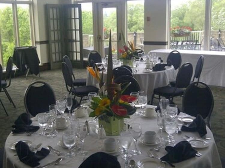 فندق Elm Hurst Inn & Spa