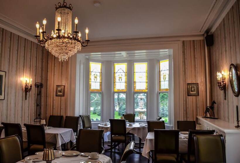 فندق Elm Hurst Inn & Spa