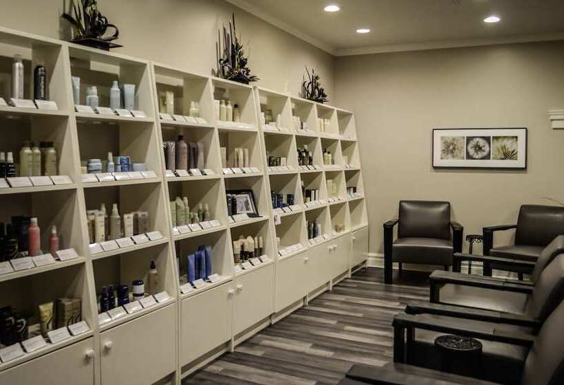 فندق Elm Hurst Inn & Spa