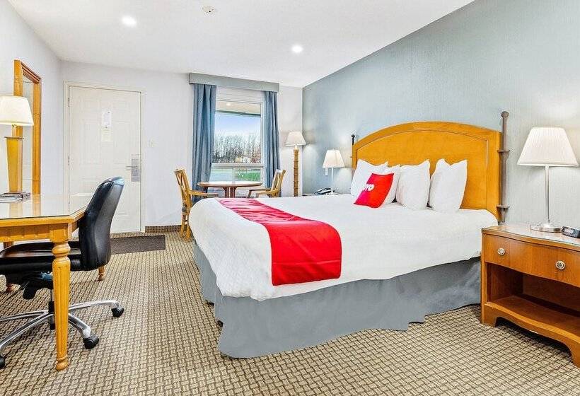 First Canada Hotel Cornwall Hwy 401 On