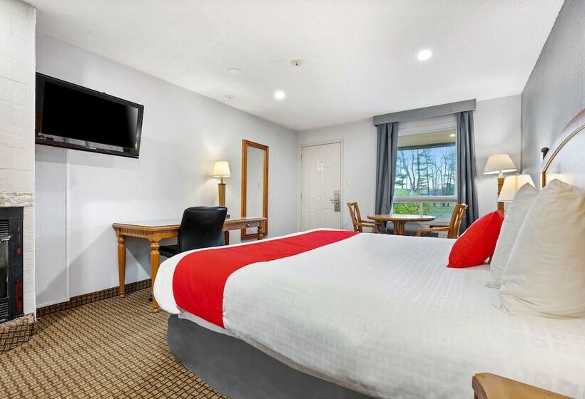 First Canada Hotel Cornwall Hwy 401 On