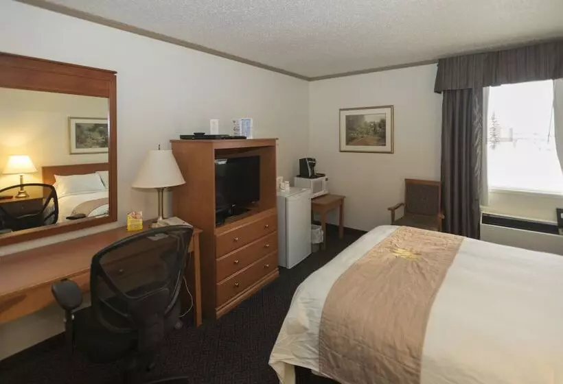 호텔 Days Inn By Wyndham Drayton Valley