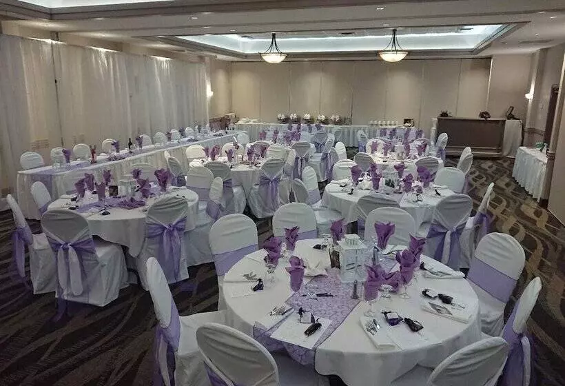 Szálloda Powell River Town Centre