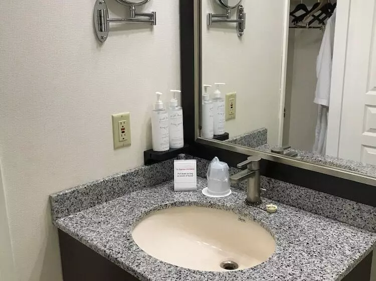 Szálloda Powell River Town Centre