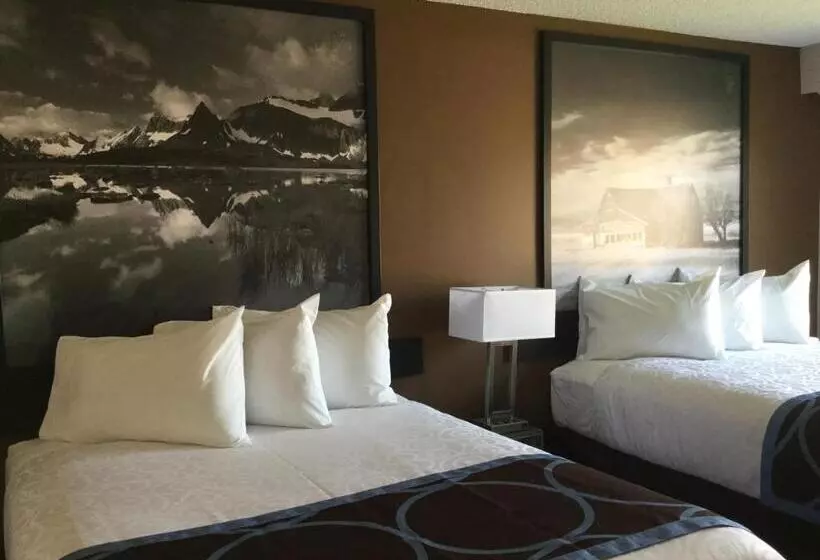 Отель Super 8 By Wyndham Spruce Grove