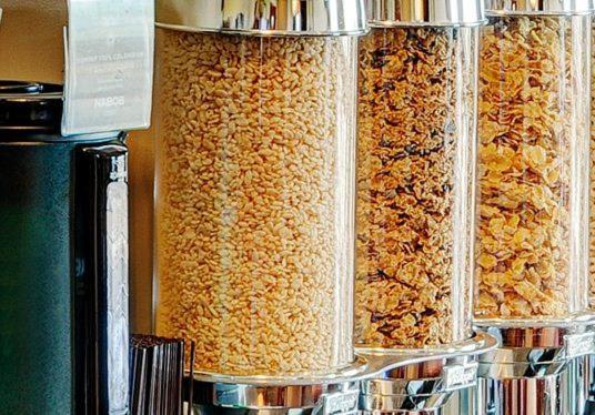 هتل Thompson's Best Value Inn & Suites