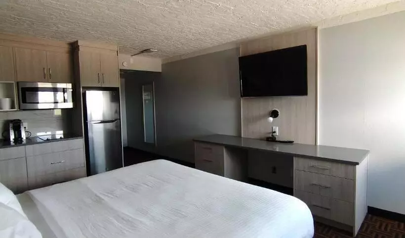 호텔 Wyndham Garden Medicine Hat Conference Center