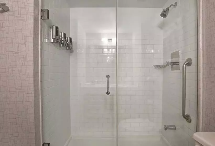 酒店 Four Points By Sheraton Toronto Mississauga