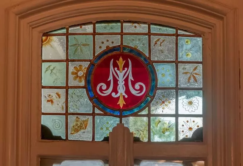 בית מלון כפרי Hochelaga Inn