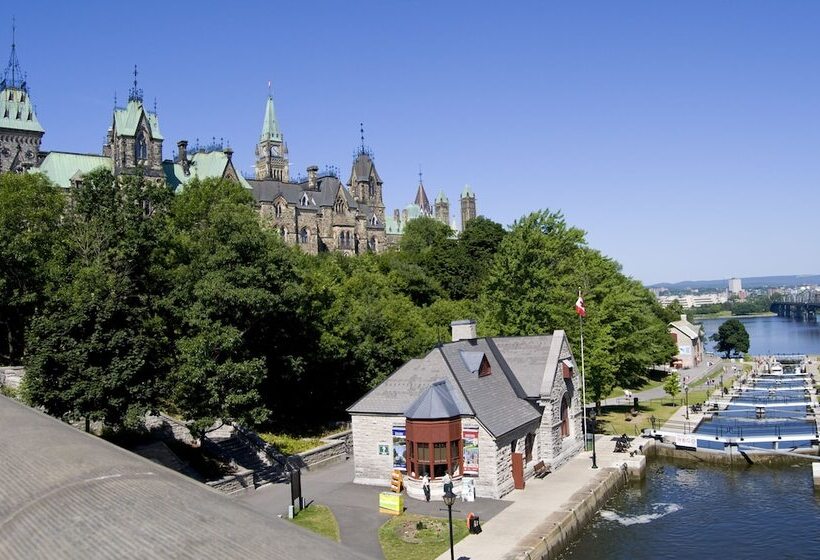 Les Suites Hotel Ottawa