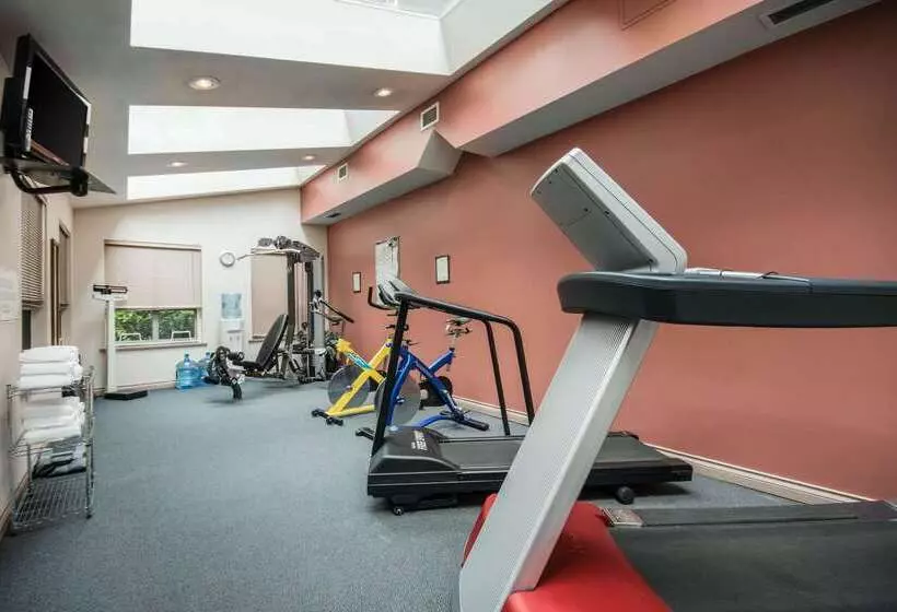 Clarion Hotel & Conference Centre