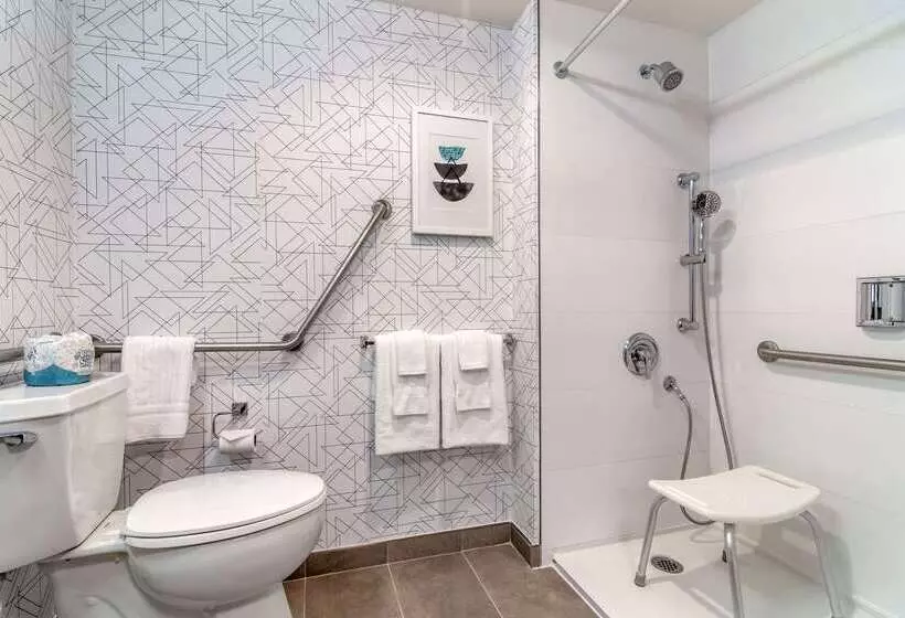 Clarion Hotel & Conference Centre