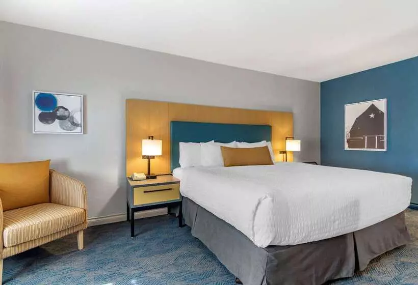 Clarion Hotel & Conference Centre