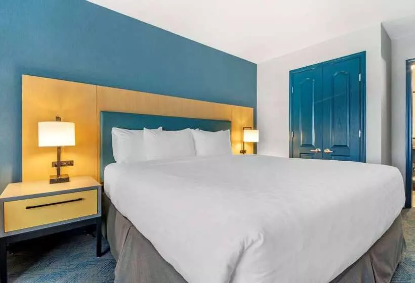 Clarion Hotel & Conference Centre