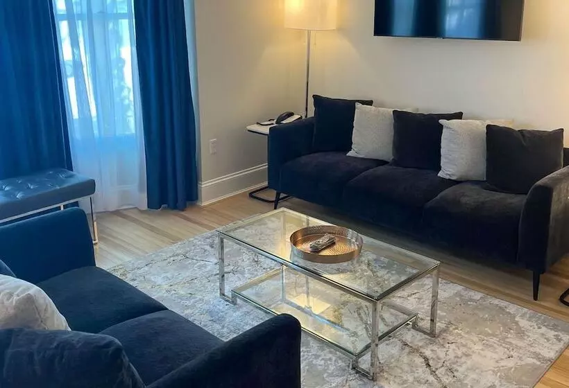 酒店 Quality Inn & Suites Downtown