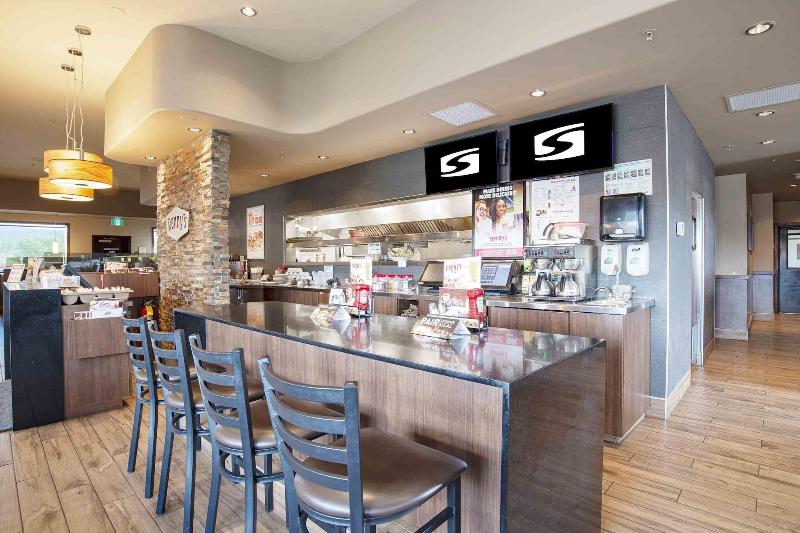 Sandman Hotel Quesnel