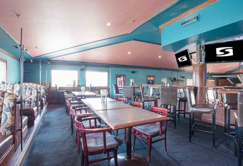 Sandman Hotel Quesnel