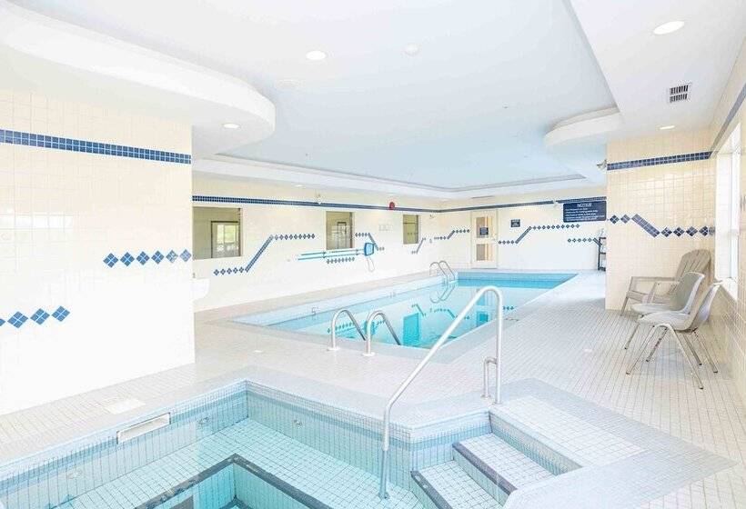 Sandman Hotel Quesnel