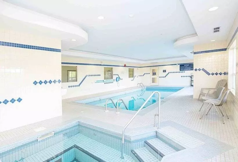 Sandman Hotel Quesnel