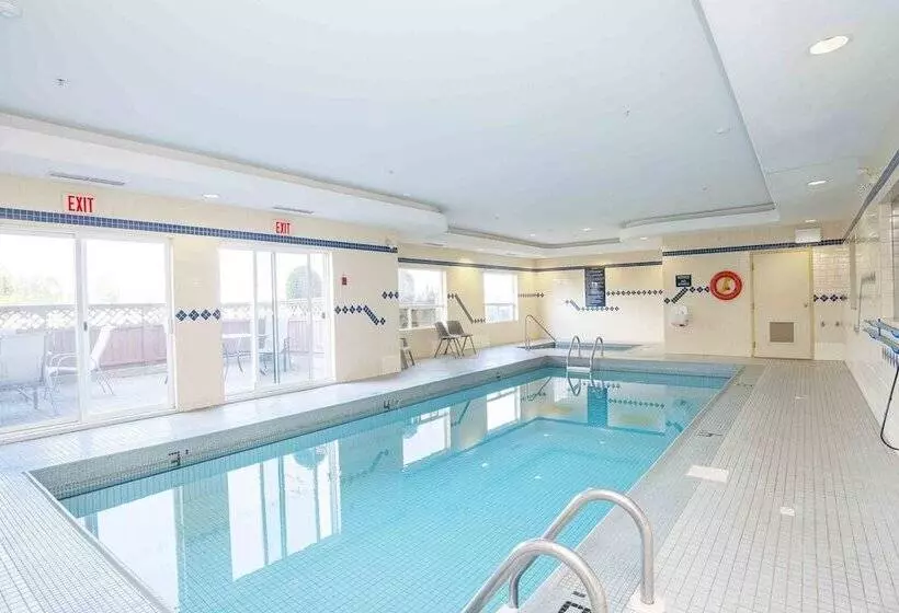 Sandman Hotel Quesnel