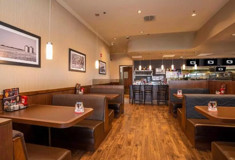 Sandman Hotel Saskatoon