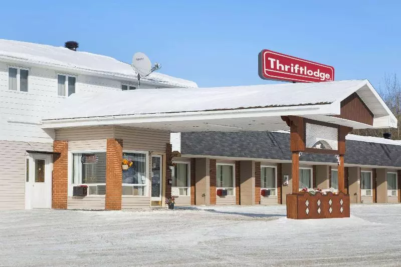 호텔 Travel Inn Cochrane