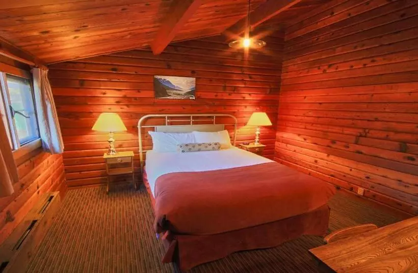 Jasper House Bungalows