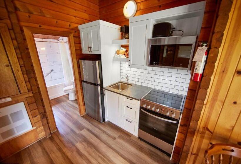 Jasper House Bungalows