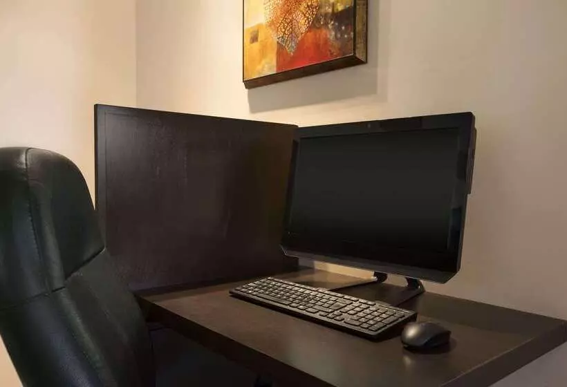 汽车旅馆  Travelodge By Wyndham Kapuskasing