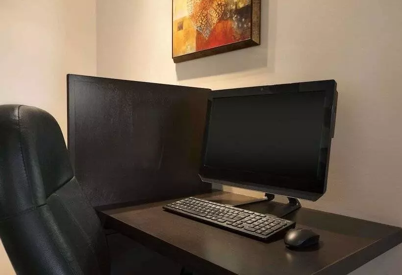 汽车旅馆  Travelodge By Wyndham Kapuskasing